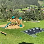 Edelstein By Interhome *